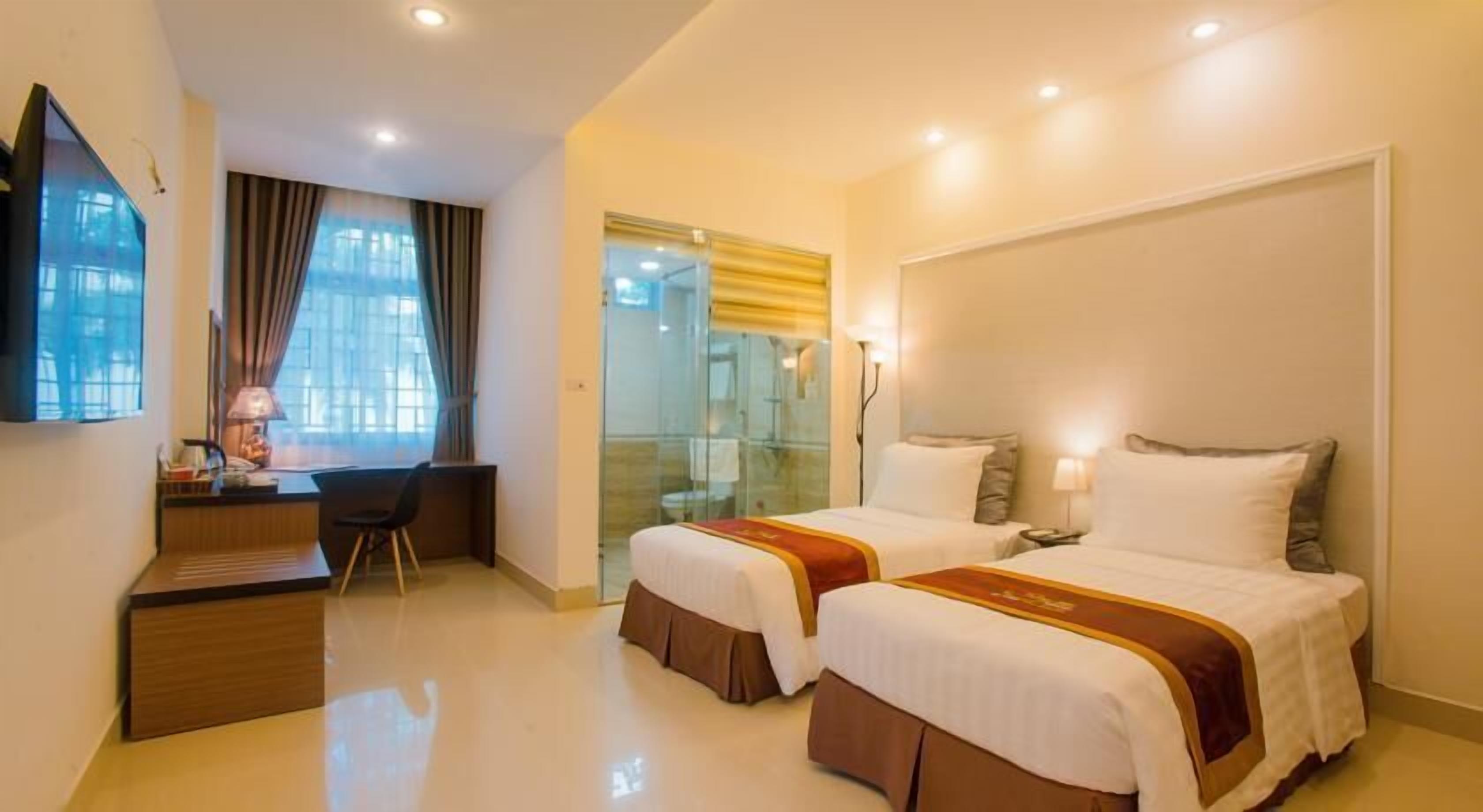 Smile Hotel — Photos 1